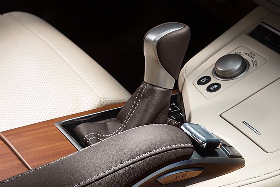 Lexus ES (2013-2021) Gear Shifter in UAE