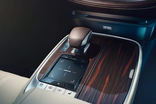 Lexus LS Gear Shifter