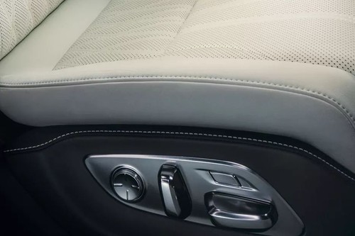 Lexus LS Seat Adjustment Controllers