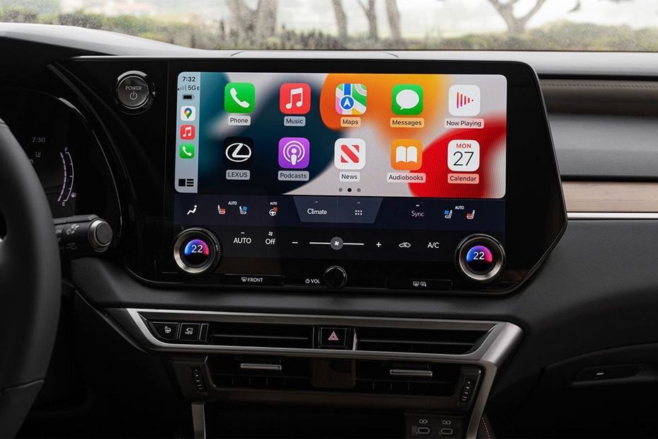 Stereo View of RX Hybrid in UAE