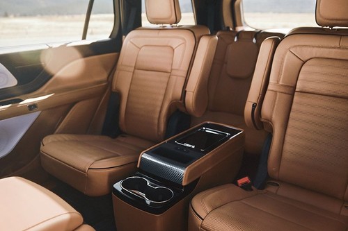 Aviator (2023-2024) Armrest Rear