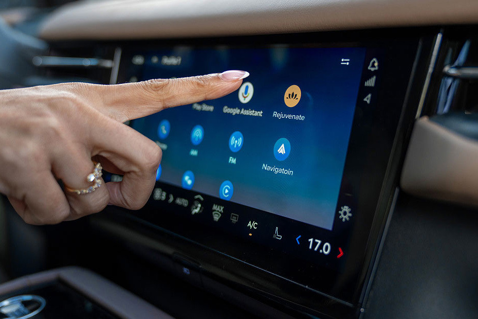 Navigator touch screen