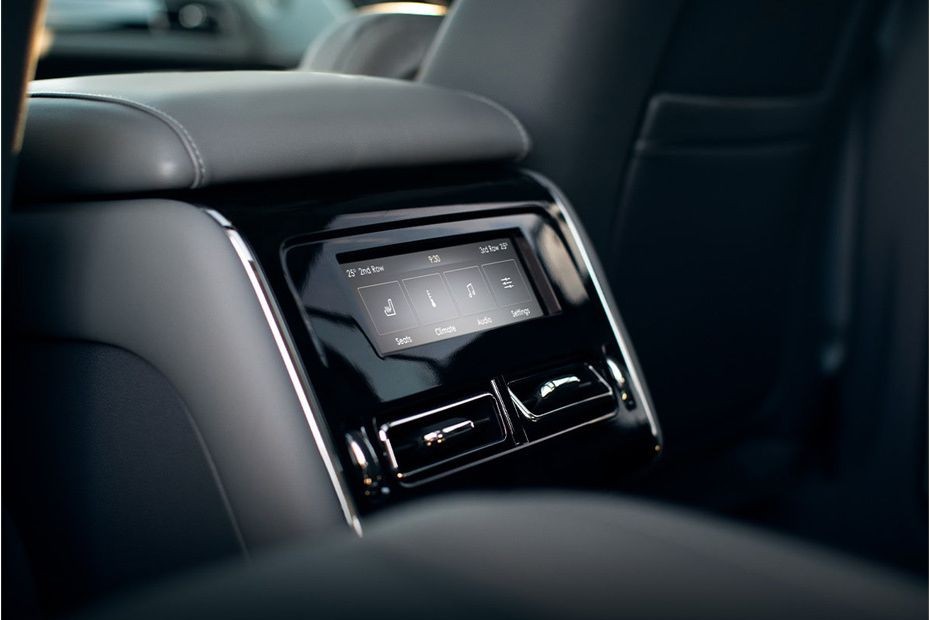 Aviator Rear AC Controls in UAE