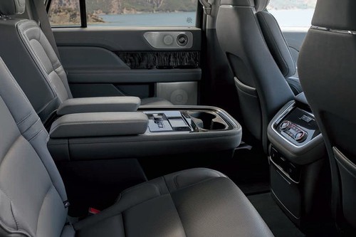 Navigator (2012-2021) Armrest Rear