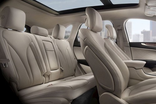 Lincoln MKC Rd Row Seat