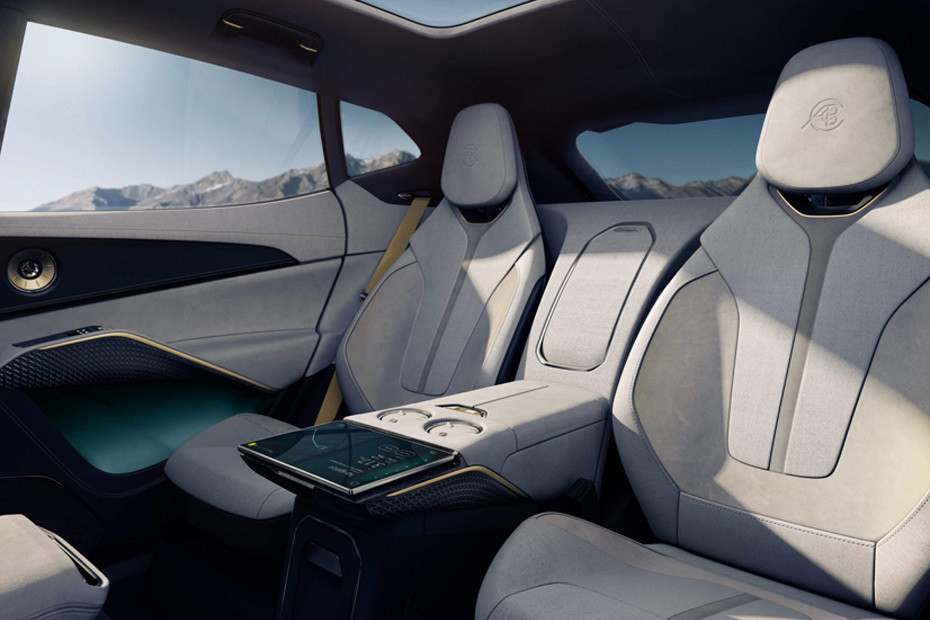 Lotus ELETRE Rear Seats Lotus ELETRE Rear Seats