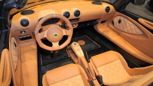 Dashboard View of Exige S Roadster