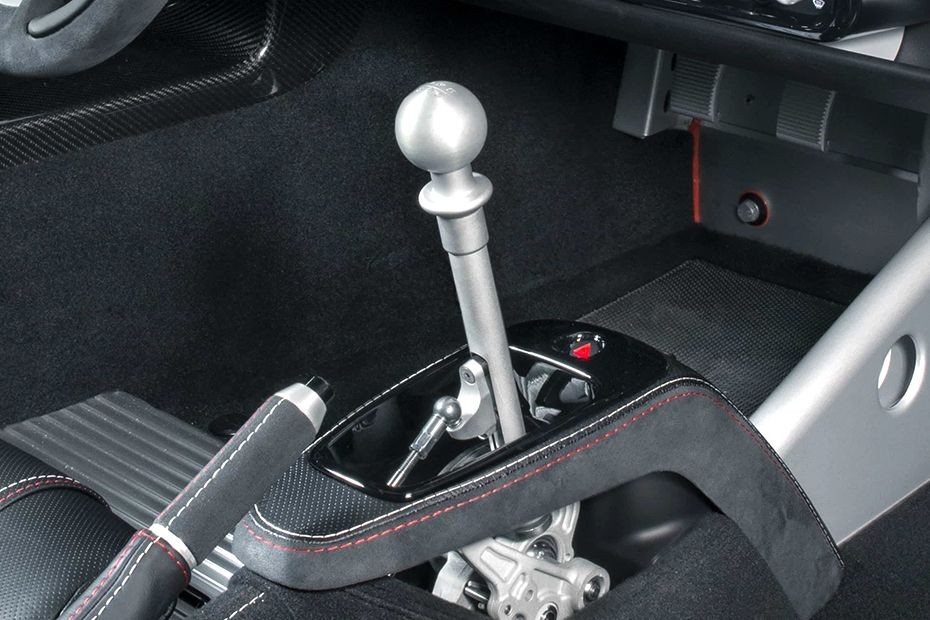 Lotus Exige Gear Shifter in UAE