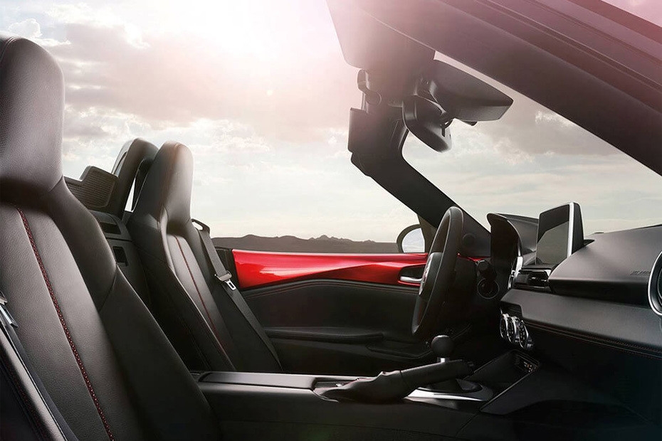 MX-5 Front Seats in UAE