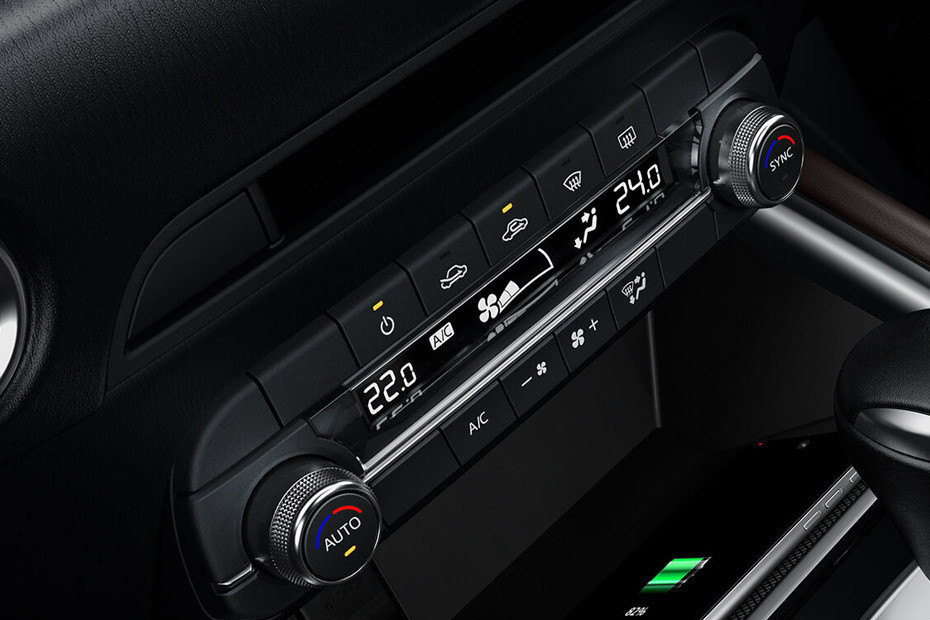 Front AC Controls of Mazda CX-5 in UAE