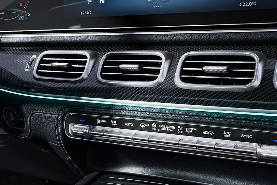 Front AC Controls of Mercedes-Benz GLE-Class in UAE