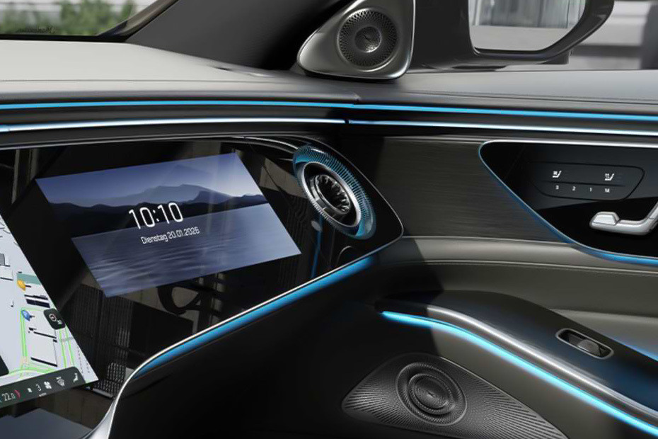 Mercedes-Benz S Class Passengers View in UAE