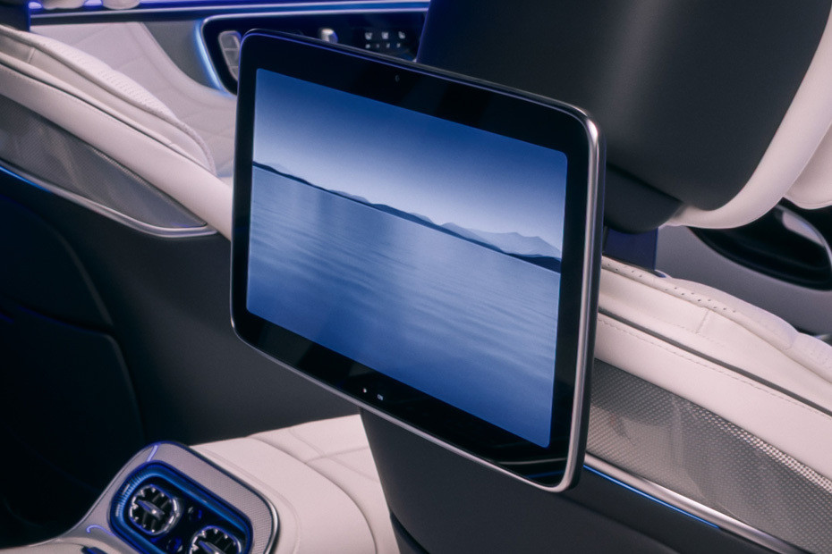 Rear Seat Entertainment of Mercedes-Benz S Class in UAE