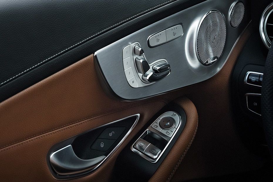 Mercedes-Benz C-Class Coupe Drivers Side In Side Door Controls in UAE