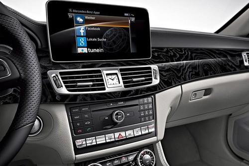 CLS-Class Coupe Center Console