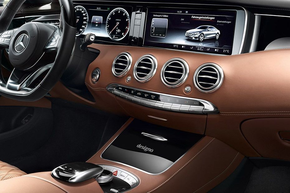 S-Class Coupe Center Console in UAE