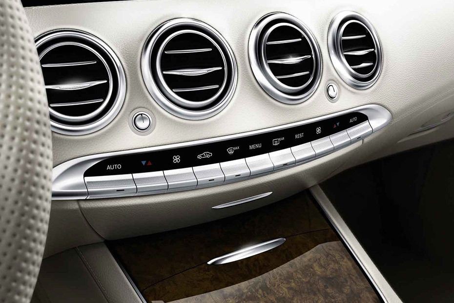 Side AC Controls of Mercedes-Benz S-Class Coupe in UAE