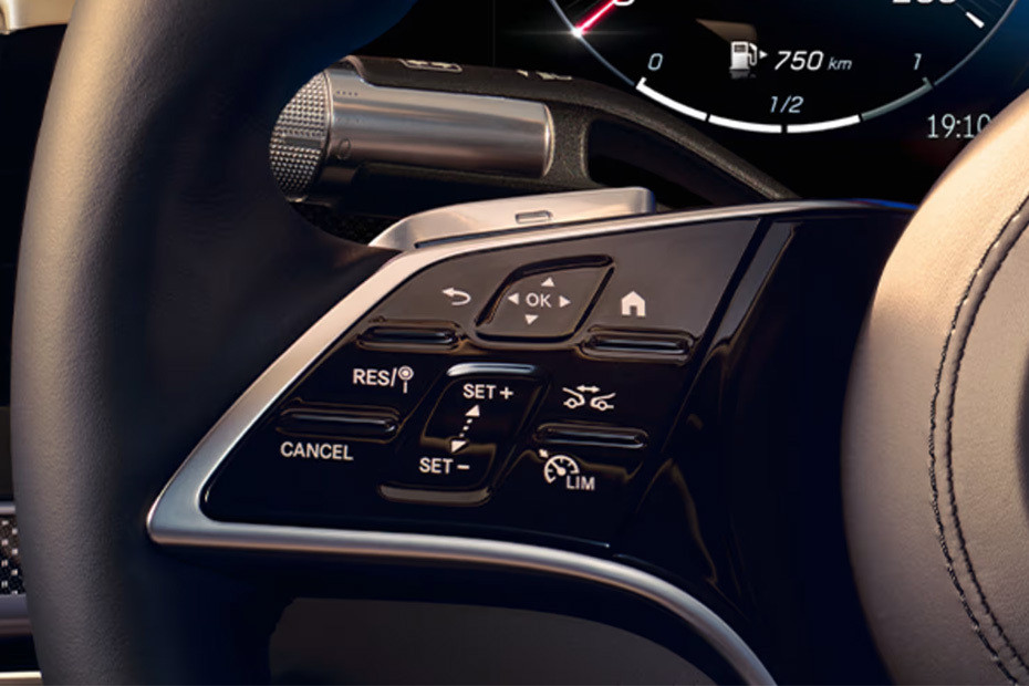 Mercedes-Benz S-Class Sedan Multi Function Steering in UAE
