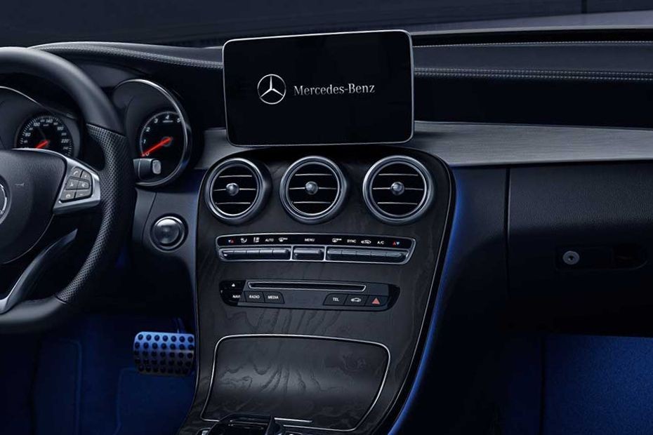C-Class Cabriolet Center Console in UAE