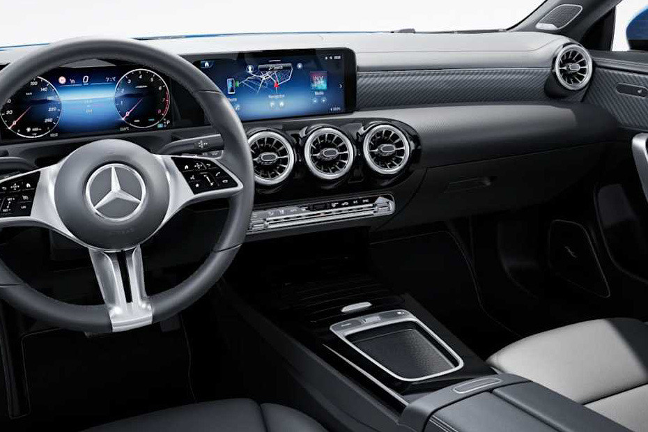 CLA-Class Center Console