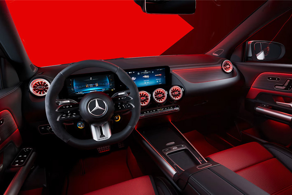 Dashboard View of GLA-Class in UAE