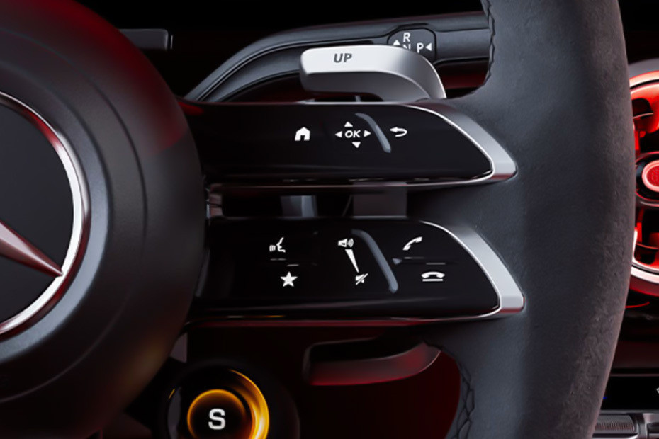 Mercedes-Benz GLA-Class Multi Function Steering in UAE