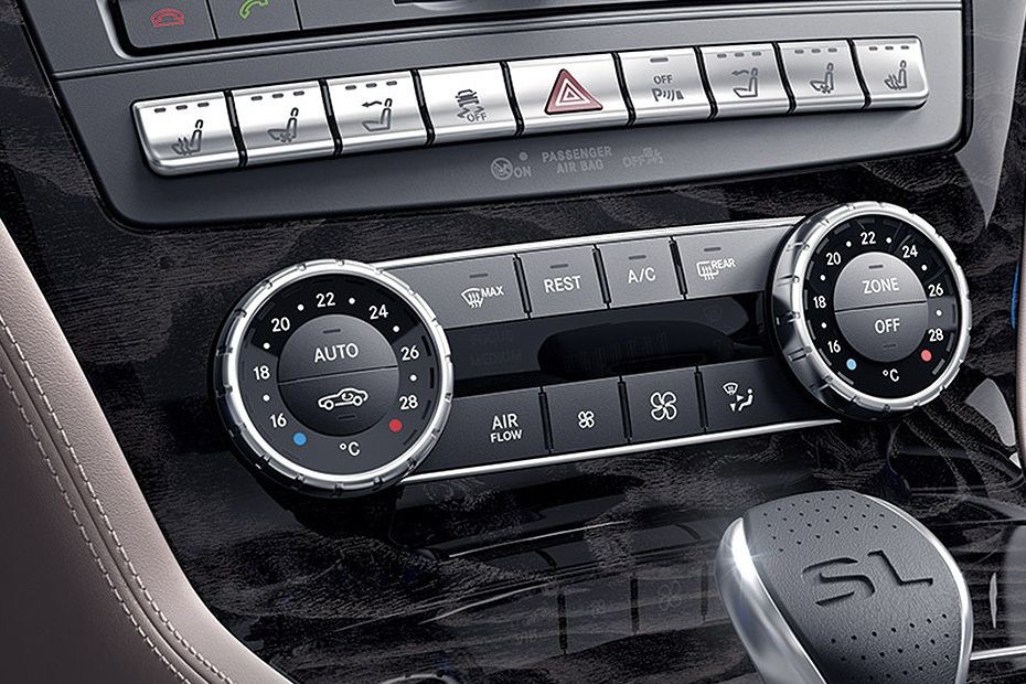 Front AC Controls of Mercedes-Benz SL-Class in UAE
