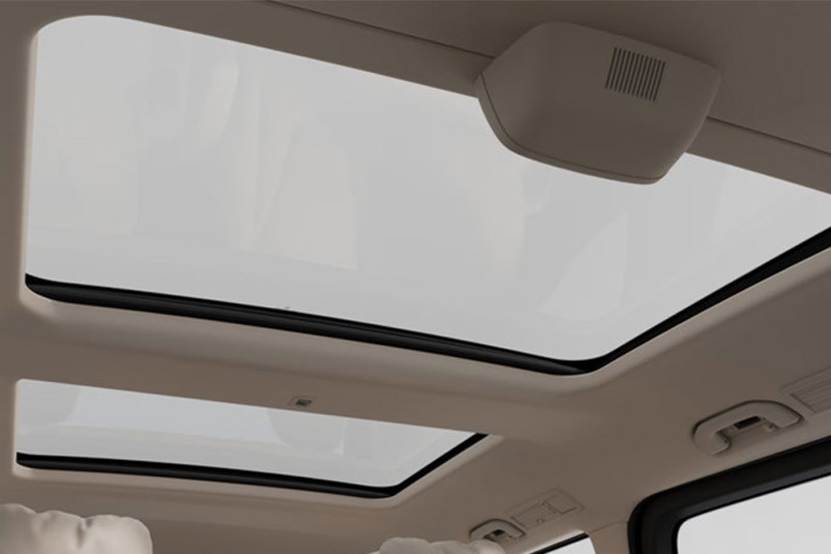 Mercedes-Benz V-Class Gear Shifter in UAE