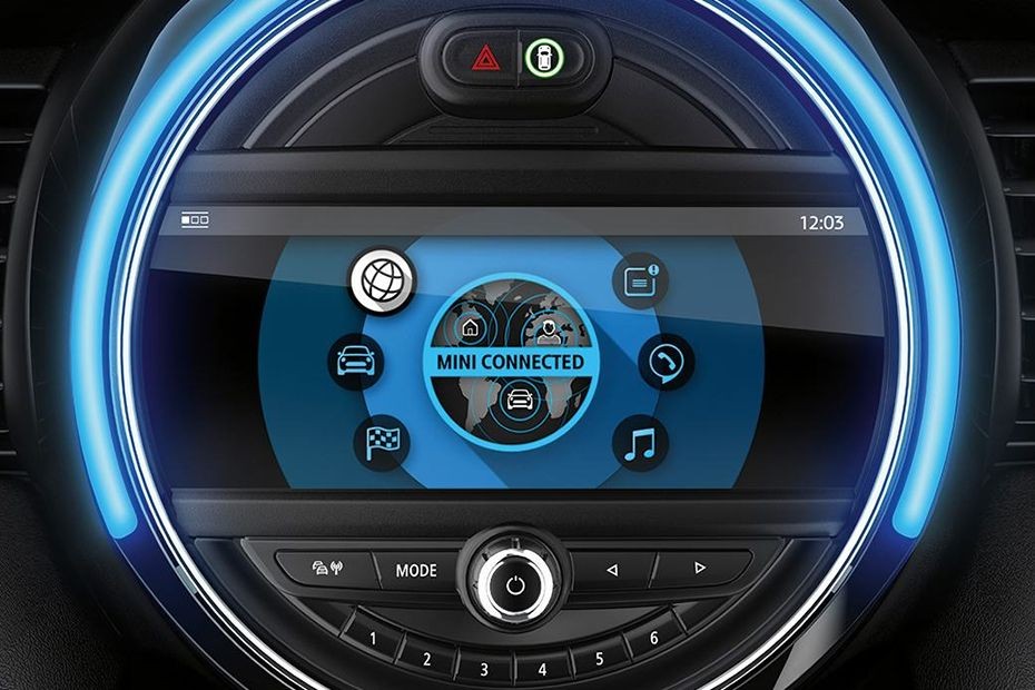 Clubman touch screen in UAE