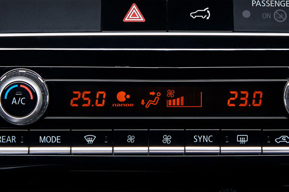 Front AC Controls of Mitsubishi Montero Sport Front AC Controls of Mitsubishi Montero Sport