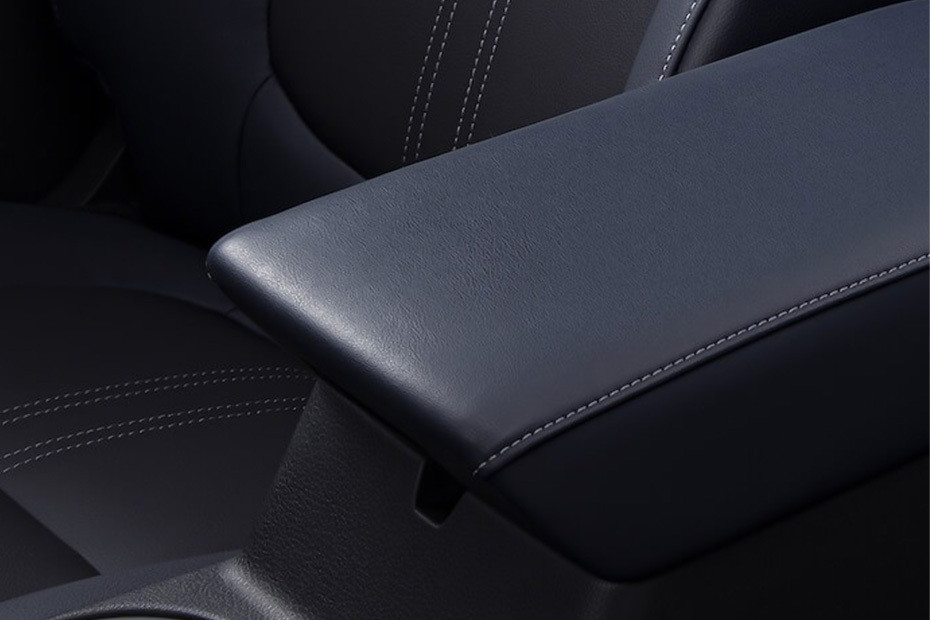 Xpander Cross Front Center Divider in UAE