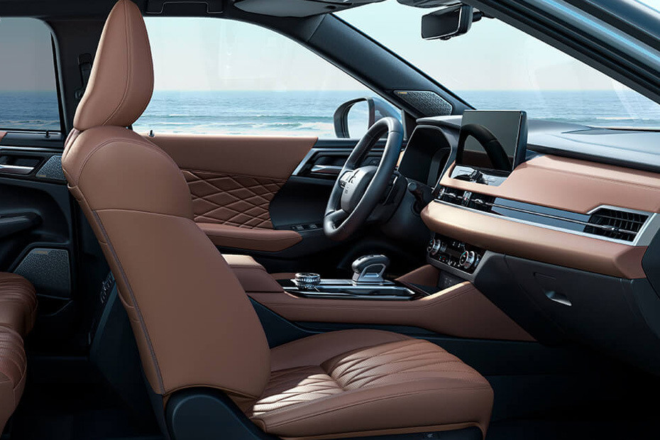 Outlander Front Seats