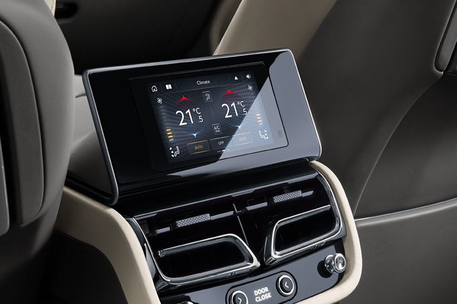 Bentayga EWB Rear AC Controls in UAE