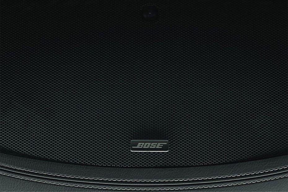 Speakers View of Nissan Patrol (2022-2024) in UAE