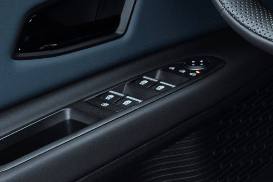 Nissan Micra EV Drivers Side In Side Door Controls Nissan Micra EV Drivers Side In Side Door Controls