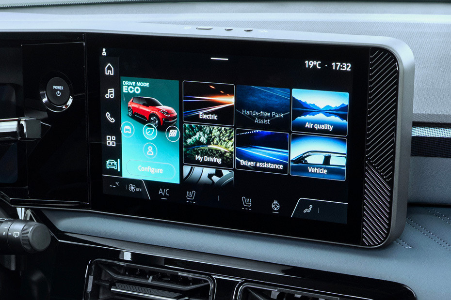 Stereo View of Micra EV in UAE