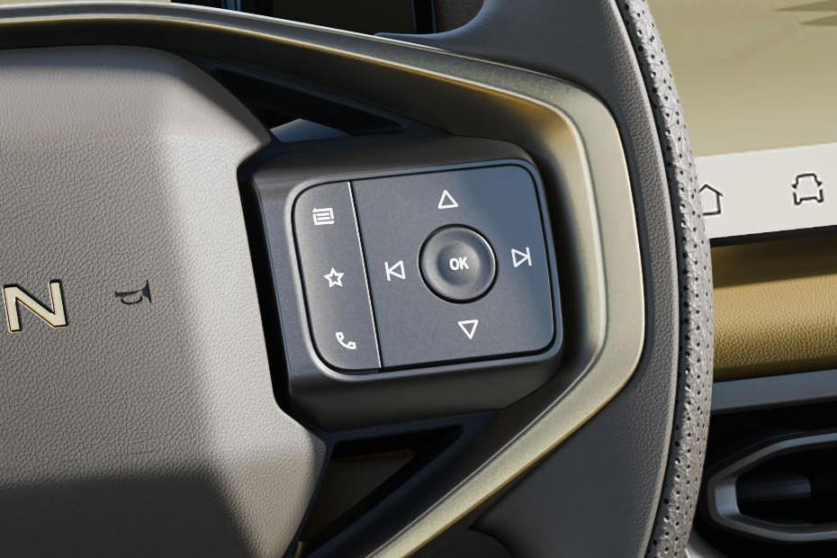 Nissan Frontier Pro Multi Function Steering in UAE