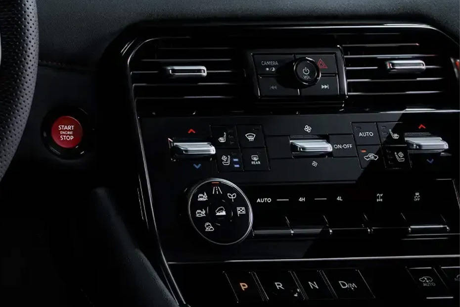 Front AC Controls of Nissan Patrol Nismo Front AC Controls of Nissan Patrol Nismo