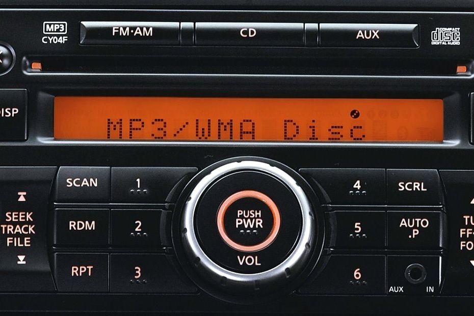 Stereo View of Micra in UAE