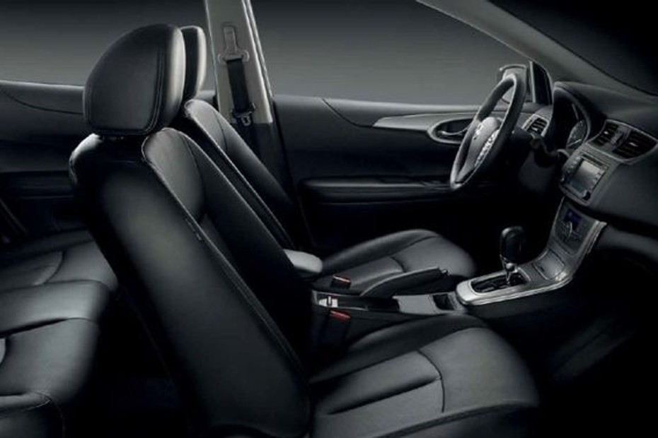 Tiida Front Seats in UAE