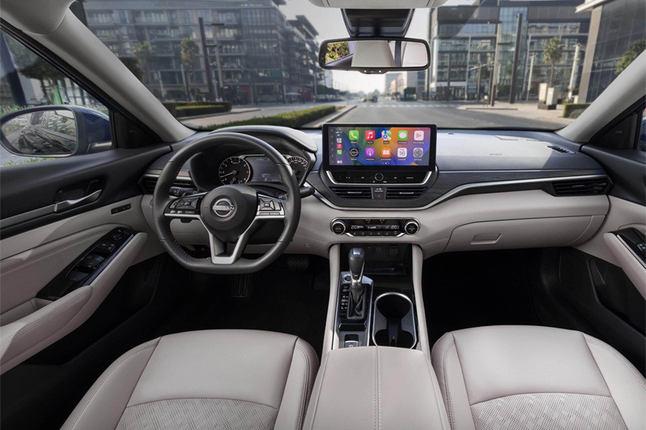 Dashboard View of Altima Dashboard View of Altima