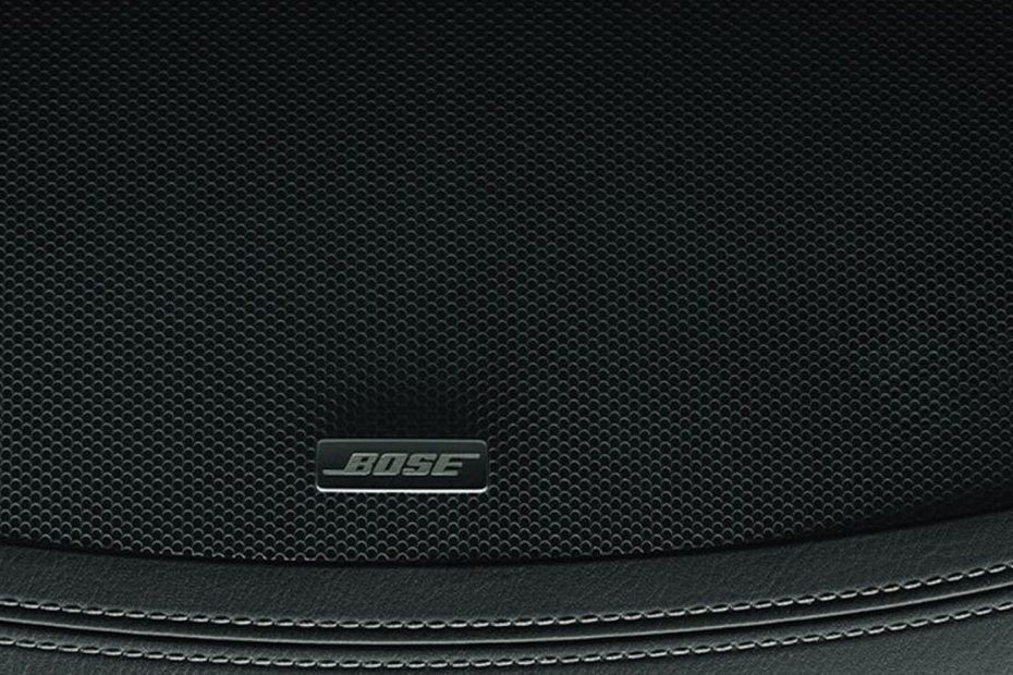 Speakers View of Nissan Patrol (2017-2023) in UAE