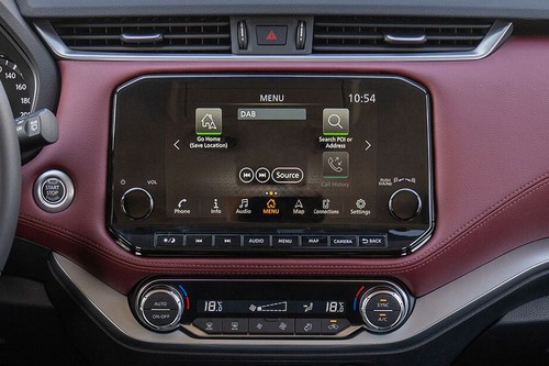 Front AC Controls of Nissan X-terra