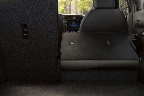 Folding Seats of Nissan Kicks (2020-2023)