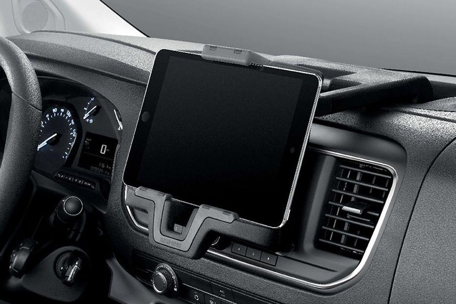 Stereo View of Expert in UAE