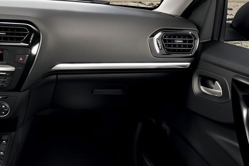 Peugeot 301 Passengers View