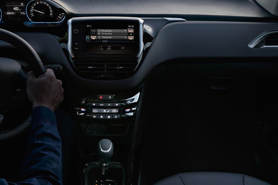 2008 (2015-2022) Center Console in UAE