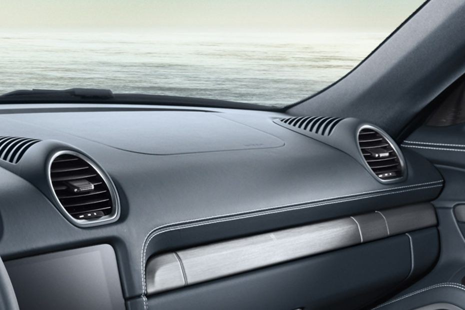 718 Front Side Ac Vents in UAE