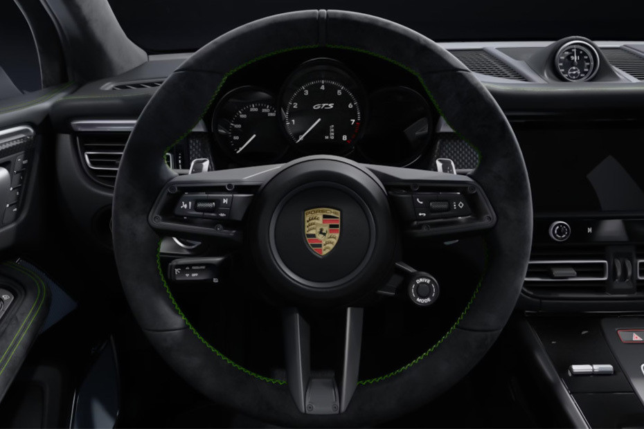 Porsche Macan Steering Wheel in UAE