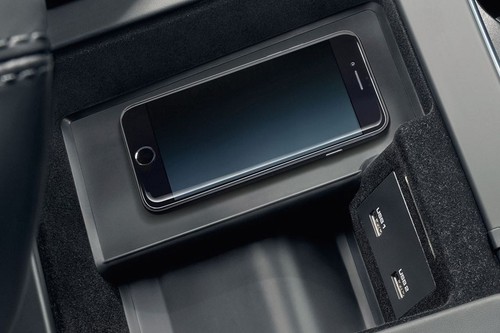 Power Accessories Outlet View of Porsche Cayenne  (2022-2024)